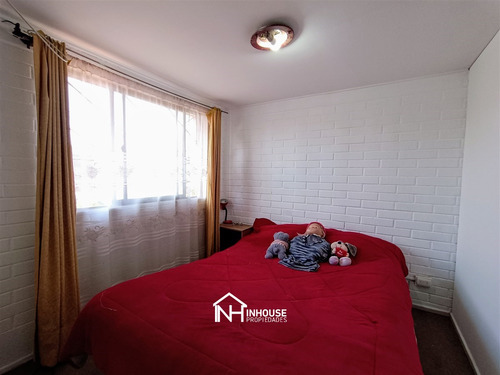 Casa En Venta De 4 Dorm. En Puente Alto