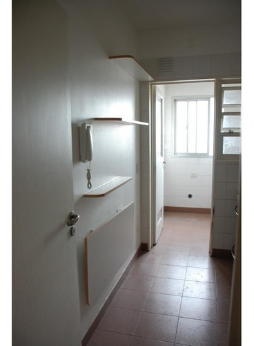 Imagen 3 de 14 de Hermoso 3 Ambientes Con Balcón , Piso Alto.