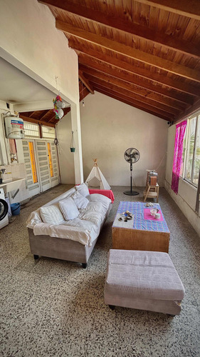 Casa En Moron Muy Buen Estado