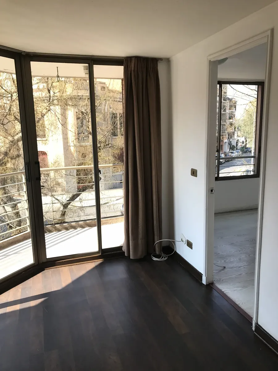 Imagen 3 de 11 de Departamento Santiago / Vende Dueña / 1d 1b 1e 1b Inversión