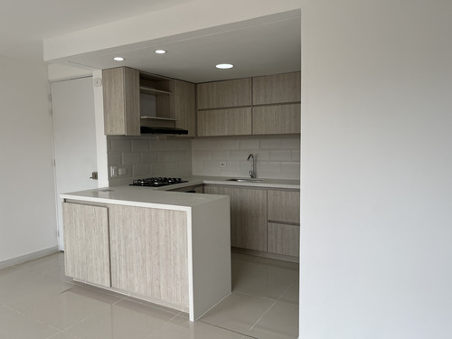 Venta Apartamento De 60mts2 En Valle Del Lili, Sur De Cali 6461.