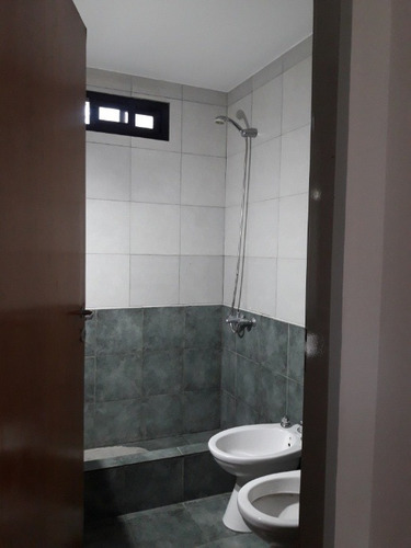 Imagen 8 de 9 de Departamento En Venta En Lanus Oeste