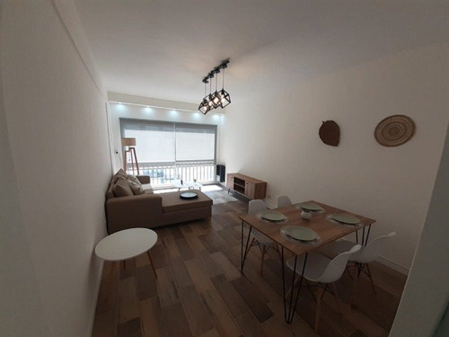 Imagen 2 de 17 de Departamento 3 Ambientes A La Calle Con Balcon En Venta En Mar Del Plata