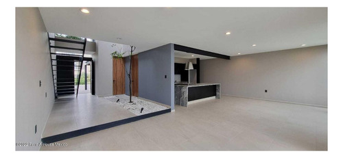 Imagen 7 de 30 de Casa De 4 Recamaras En Venta En Altozano, Querétaro!