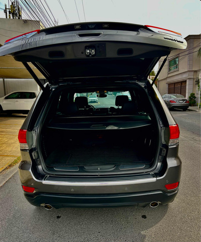 Jeep Grand Cherokee 3.6 Limited Lujo 4x2 Mt