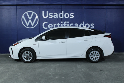 Toyota Prius 1.8 Base Cvt