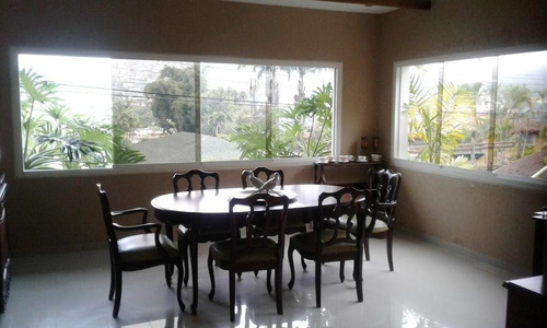 Hermosa Casa Remodelada Con Acabados De Primera En Venta Ubicada En Las Marías 20-13481