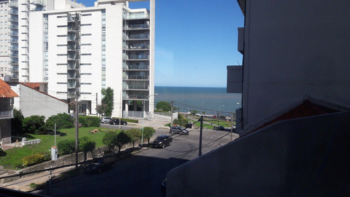 Imagen 15 de 30 de Departamento De 4 Ambientes - Vista Al Mar Roca 100