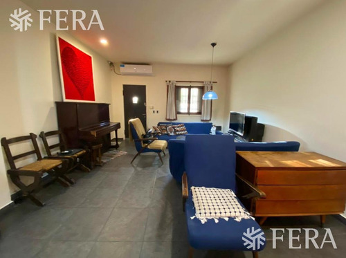 Imagen 5 de 13 de Venta De Casa De 3 Ambientes Con Cochera En Bernal Oeste (28126)