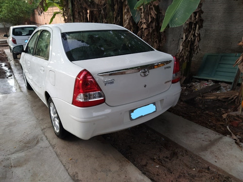 Etios Sedan 1.5 Xls Flex Top De Linha, Completo - Cor Branco