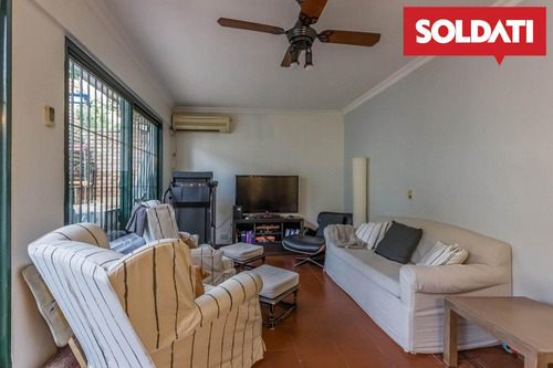 Venta - Casa 5 Ambientes Con Cochera Y Piscina - Vicente López