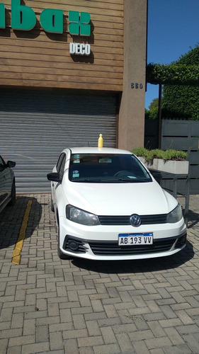 Volkswagen Voyage 1.6 Trenline 101cv