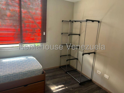 Dennymar, Alquila Bello Y Amplio Twonhouse, Al Este De La Ciudad, Brindándote La Oportunidad De Vivir Con Tu Familia En Ambientes Seguros Y Lleno De Comodidades Semi/amoblado B56986 Contáctame B