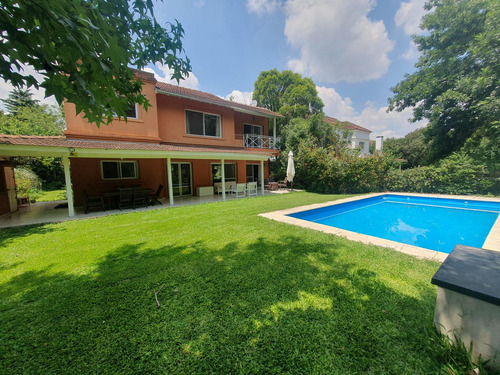 Casa En Venta 4 Dormitorios En Barrio Senderos 2, Pilar