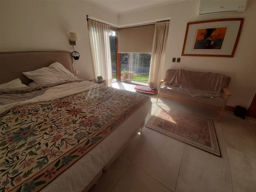 Imagen 14 de 27 de Casa En Venta De 4 Dorm. En Las Condes