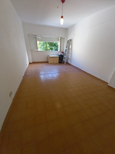 Imagen 4 de 11 de Departamento En Venta En Abasto