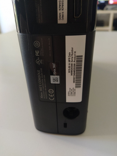 Xbox 360 Slim E Stingray + 2 Juegos Originales + Joystick