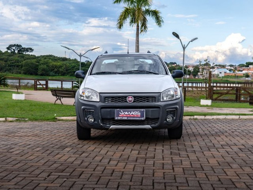 Fiat Strada Strada 1.4 MPI HARD WORKING CS 8V FLEX 2P MANUAL