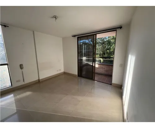 Apartamento En Venta En El Poblado, Loma Los Gonzalez. Cod V12672