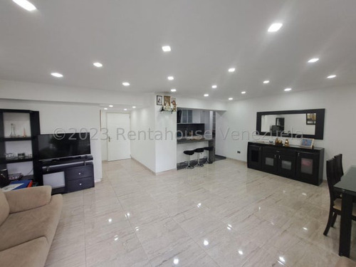 Imagen 2 de 12 de Apartamento En Venta En Macaracuay Lepv