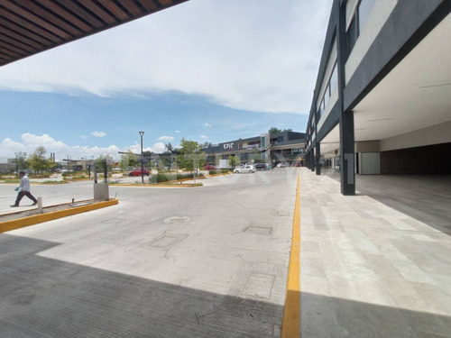 Local En Venta En Epic Center, San Juan Del Río, Qro.