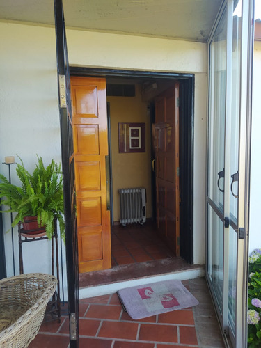 En Venta Espectacular Casa De Categoria En Agua De Oro