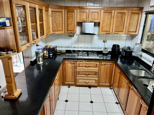 Remodelada Casa En Condominio Fuente De Piedra