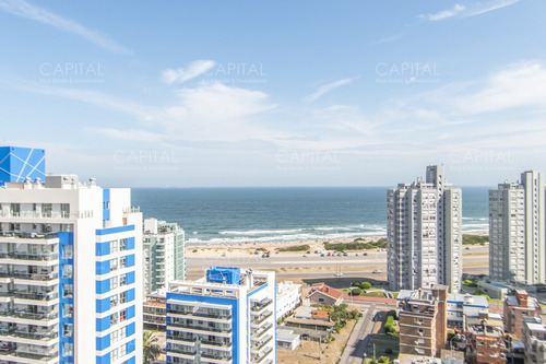 Penthouse Espectacular Con Vista Al Mar De Playa Brava