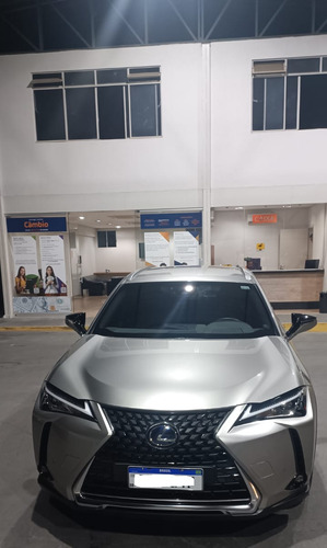 Lexus UX 2.0 Dynamic Aut. 5p Hibrido