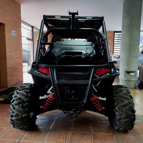 Polaris Rzr 800cc 2011