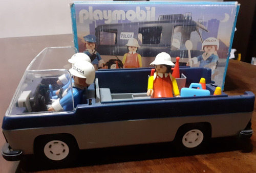 Imagen 2 de 2 de Playmobil Camioneta De Policía