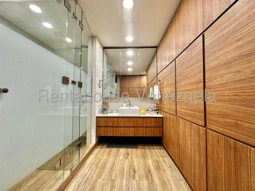 Lujoso Apartamento En Venta En Lomas De Las Mercedes Iq25-10286