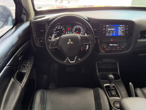 Mitsubishi Outlander 2.0