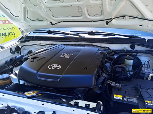 Imagen 8 de 9 de Toyota Fortuner Sr