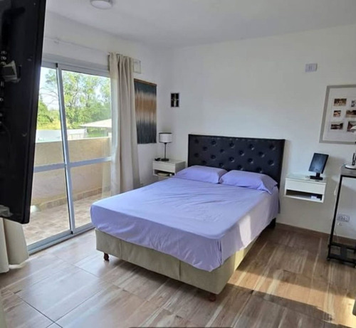 Duplex 2 Dormitorios, Barrio Las Toscas