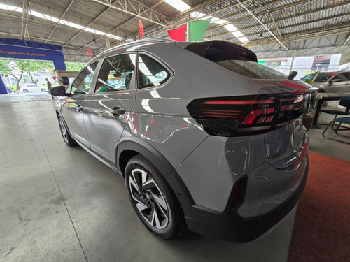 Volkswagen Nivus 1.0 200 TSI TOTAL FLEX HIGHLINE AUTOMÁTICO