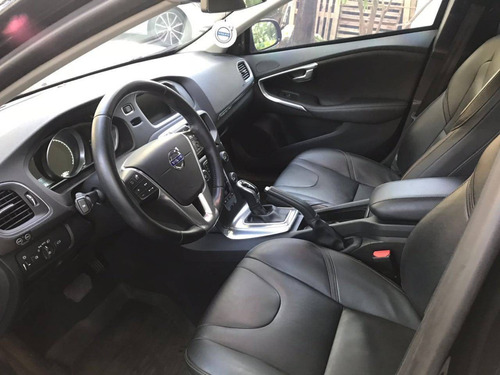 Volvo V40 2.0 T5 Cross Country Awd Turbo Gasolina 4p