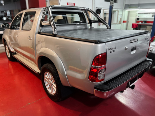 Toyota Hilux 3.0 Cd Srv Cuero 171cv 4x4 5at