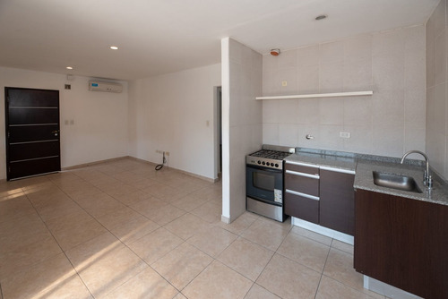 Imagen 7 de 10 de Departamento En Venta En Canning