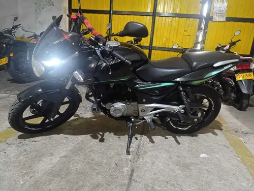 Bajaj Pulsar 180
