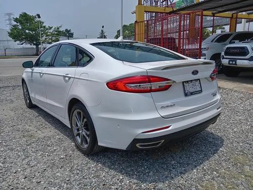Ford Fusion 2.0 Titanium At