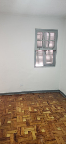 Aluga-se Casa Brás/moóca Próximo Ao Metrô Bresser
