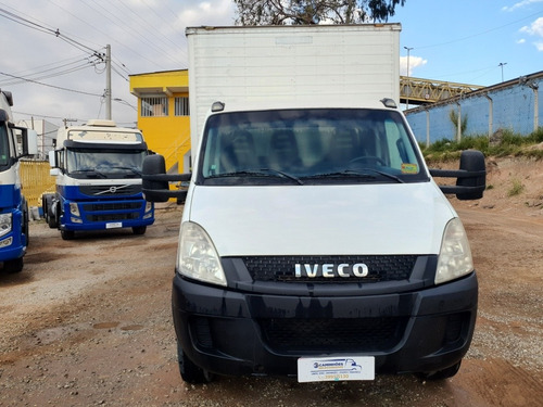 Imagem 1 de 14 de Iveco Daily 70c17