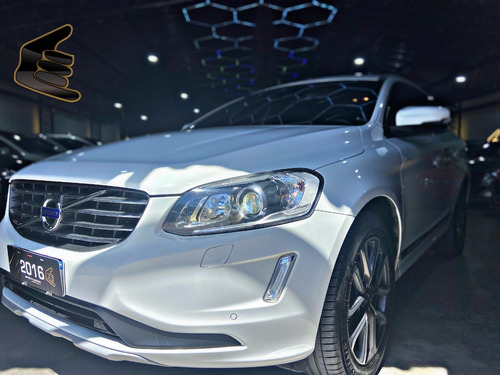 Imagen 2 de 21 de Volvo Xc60 Momentum