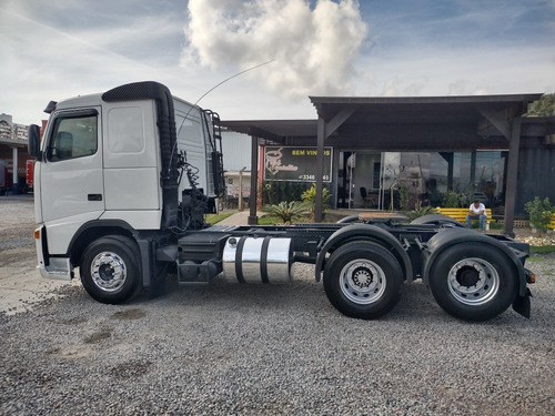 Imagem 4 de 15 de Volvo Fh 12 420