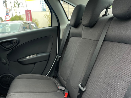 Fiat Grand Siena 1.4 MPI ATTRACTIVE 8V FLEX 4P MANUAL