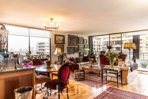 Departamento En Venta De 3 Dorm. En Las Condes, El Golf