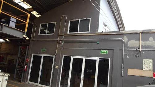 Bodega En Venta En Calzada San Esteban, Naucalpan!!