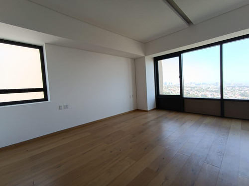 Lujoso Penthouse En Venta En Olivar De Los Padres