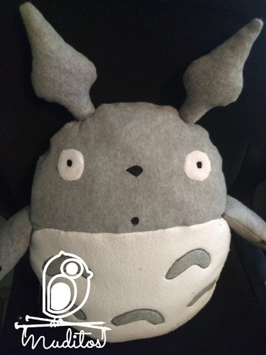 Almohada Totoro